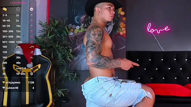 Snapshot of jordan_mayers02 chatting on January 2025 12:09:02 PM jordan mayers02 online show from January 2025 12:09:02 PM