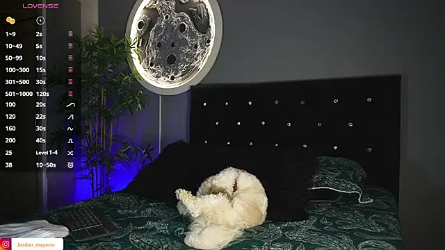 Snapshot of jordan_mayers02 chatting on February 2026 09:00:02 AM jordan mayers02 online show from February 2026 09:00:02 AM