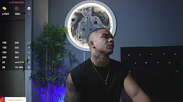 Snapshot of jordan_mayers02 chatting on March 2026 12:09:01 AM jordan mayers02 online show from March 2026 12:09:01 AM