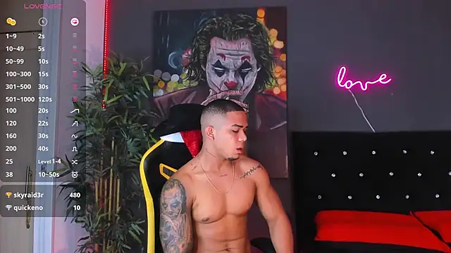 Snapshot of jordan_mayers02 chatting on January 2025 12:09:01 PM jordan mayers02 online show from January 2025 12:09:01 PM