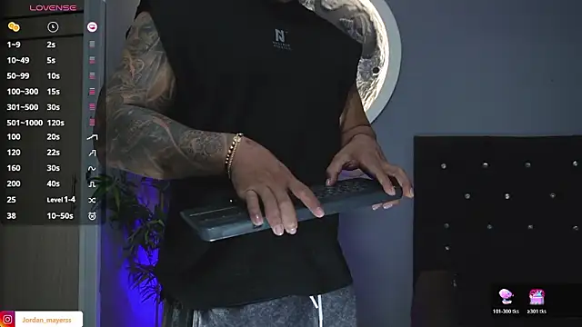 Snapshot of jordan_mayers02 chatting on February 2026 09:18:01 AM jordan mayers02 online show from February 2026 09:18:01 AM