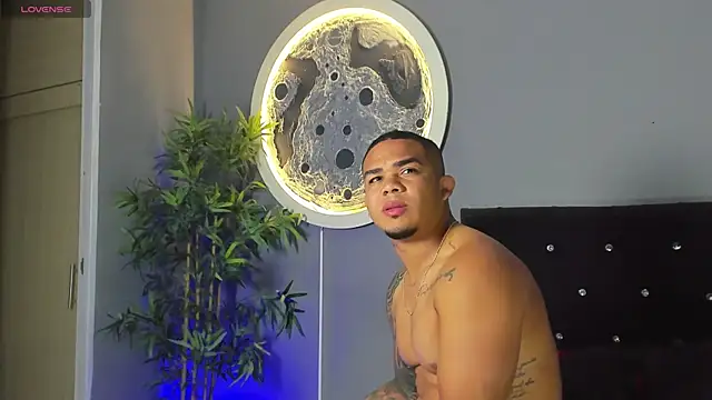 Snapshot of jordan_mayers02 chatting on November 2025 09:09:01 AM jordan mayers02 online show from November 2025 09:09:01 AM