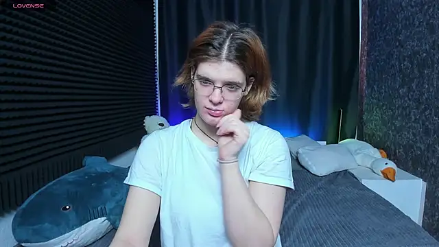 KIKI Krash online show from February 2025 10:22:01 AM