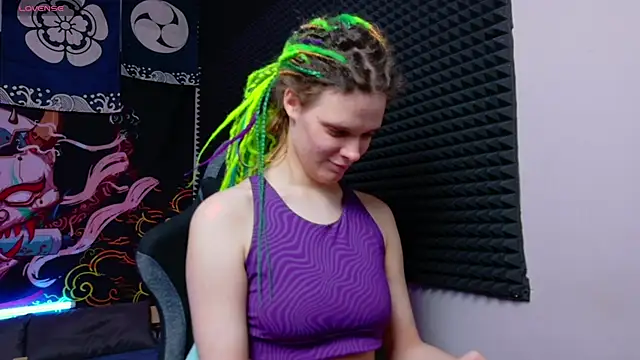 KIKI Krash online show from December 2025 10:17:02 AM