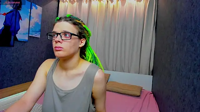 KIKI Krash online show from October 2025 10:06:02 AM