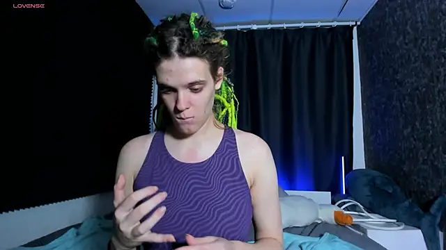 KIKI Krash online show from November 2025 10:04:02 AM