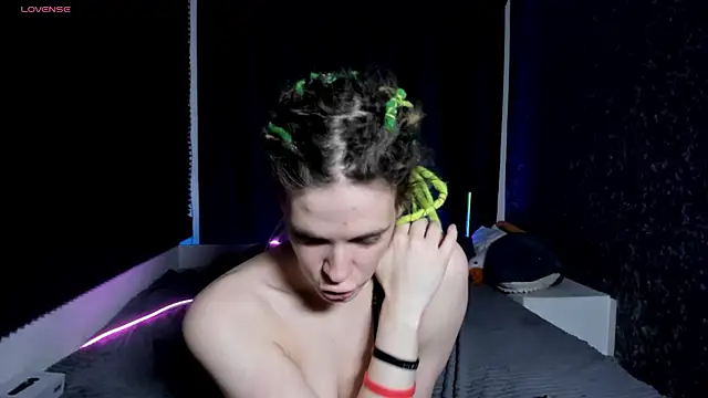 KIKI Krash online show from January 2026 05:27:02 PM