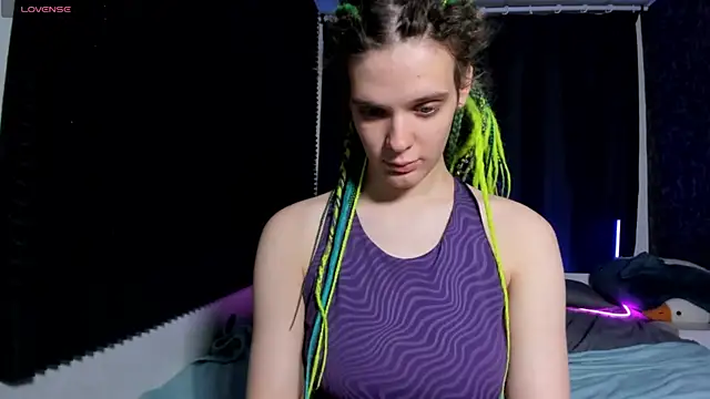 KIKI Krash online show from December 2025 10:03:02 AM