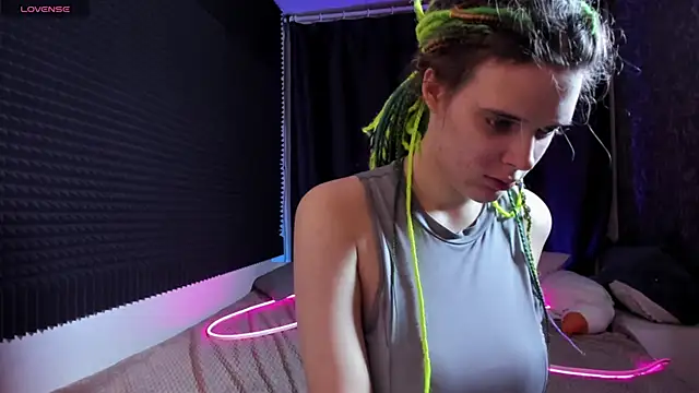 KIKI Krash online show from October 2025 10:58:02 AM