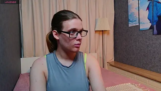 KIKI Krash online show from June 2026 03:28:01 PM