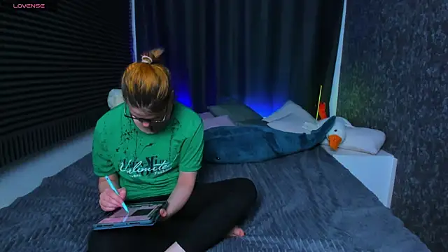 KIKI Krash online show from February 2025 04:43:02 PM