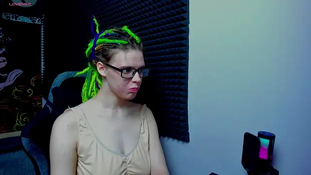 KIKI Krash online show from September 2025 10:04:01 AM