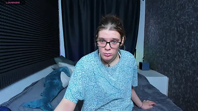 KIKI Krash online show from March 2025 10:28:01 AM