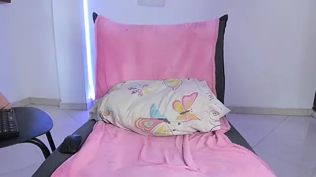 anniesweet- online show from January 2026 05:27:02 PM