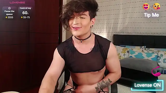 Hornymoan online show from November 2025 10:46:01 PM