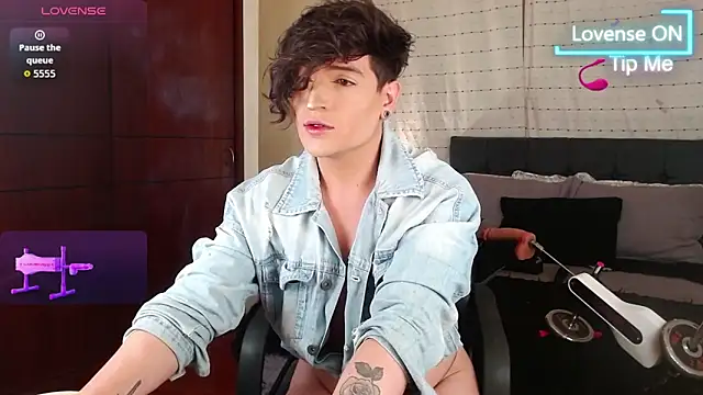 Hornymoan online show from February 2026 10:54:02 PM