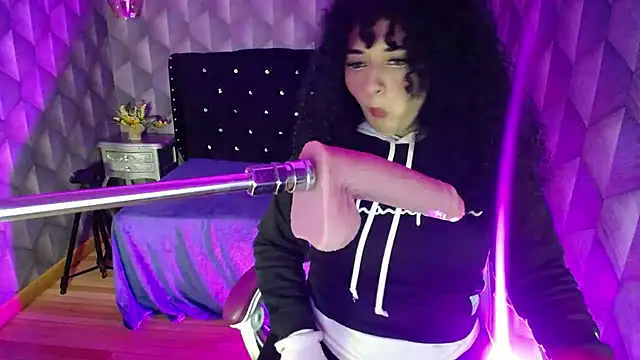 Sofiacowperx online show from March 2025 07:07:01 PM