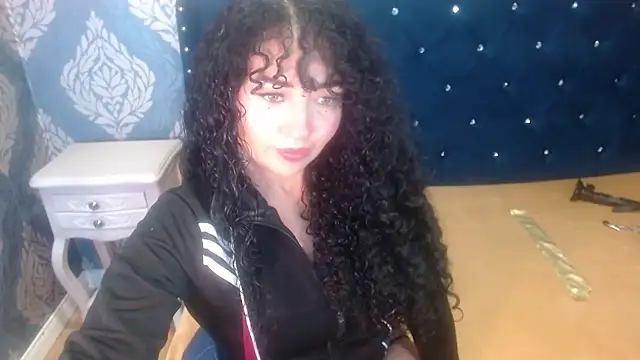 Sofiacowperx online show from January 2026 01:26:01 PM