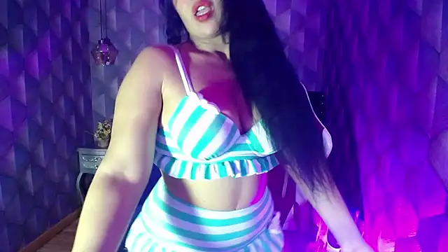 Sofiacowperx online show from February 2025 07:03:01 PM
