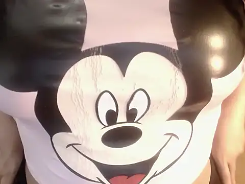 Sofiacowperx online show from November 2025 12:50:02 PM