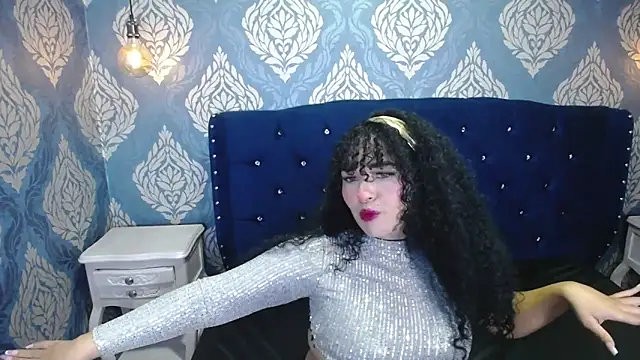 Sofiacowperx online show from September 2025 12:45:01 PM