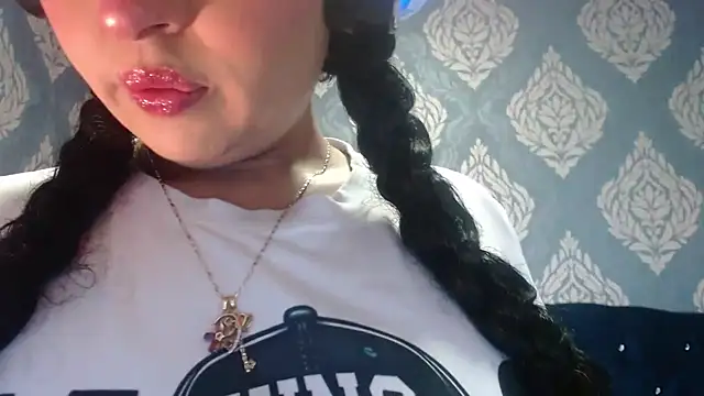 Snapshot of Sofiacowperx chatting on June 2026 09:30:01 PM Sofiacowperx online show from June 2026 09:30:01 PM