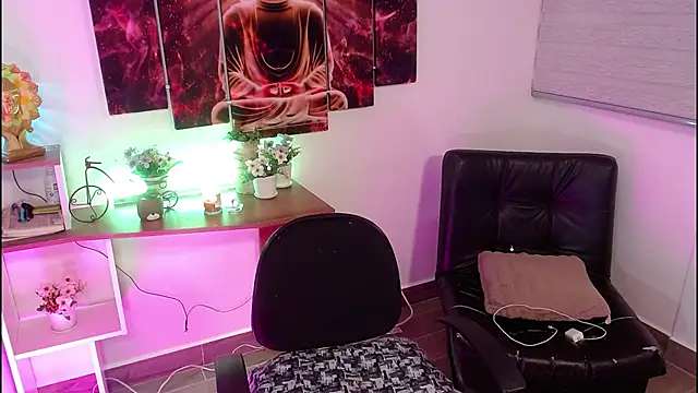 Jsneiidy ATH online show from November 2025 05:08:02 AM