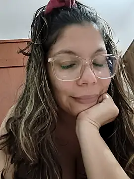 Snapshot of Carliina_Soussa chatting on July 2026 10:51:01 PM Carliina Soussa online show from July 2026 10:51:01 PM
