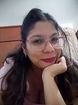 Carliina Soussa online show from April 2026 11:33:01 PM