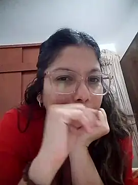 Carliina Soussa online show from April 2026 12:04:01 AM