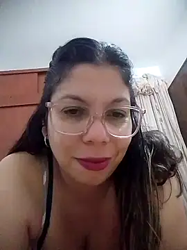 Carliina Soussa online show from April 2026 11:11:01 PM