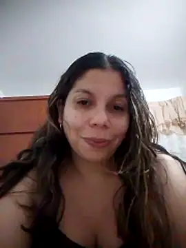 Snapshot of Carliina_Soussa chatting on October 2025 11:05:01 PM Carliina Soussa online show from October 2025 11:05:01 PM