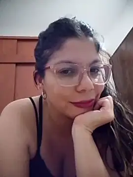 Carliina Soussa online show from April 2026 12:15:02 AM