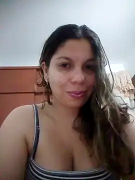 Snapshot of Carliina_Soussa chatting on September 2025 10:49:01 PM Carliina Soussa online show from September 2025 10:49:01 PM