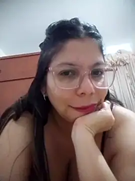 Carliina Soussa online show from April 2026 11:23:02 PM