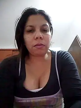 Snapshot of Carliina_Soussa chatting on March 2025 11:17:02 PM Carliina Soussa online show from March 2025 11:17:02 PM