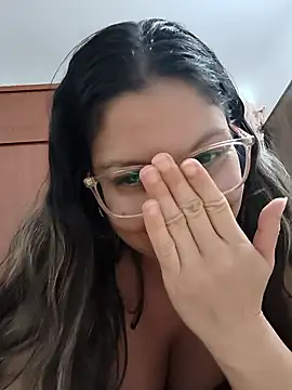 Snapshot of Carliina_Soussa chatting on July 2026 12:00:01 AM Carliina Soussa online show from July 2026 12:00:01 AM