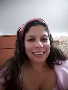 Carliina Soussa online show from November 2025 10:58:01 PM