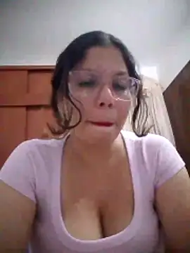 Carliina Soussa online show from March 2026 01:38:01 AM