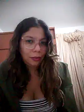 Carliina Soussa online show from January 2026 10:35:02 PM