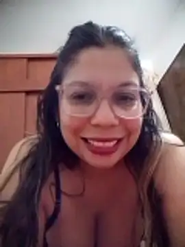 Snapshot of Carliina_Soussa chatting on June 2026 12:05:01 AM Carliina Soussa online show from June 2026 12:05:01 AM