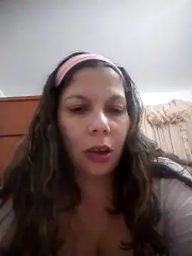 Carliina Soussa online show from November 2025 11:30:01 PM