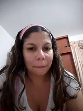 Carliina Soussa online show from November 2025 10:10:01 PM