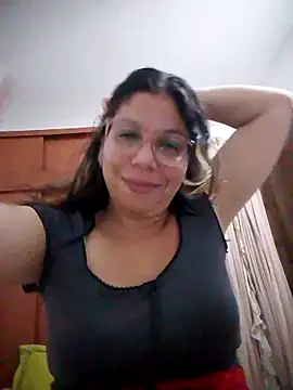 Carliina Soussa online show from December 2025 10:23:02 PM
