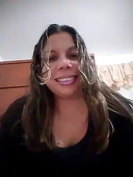 Snapshot of Carliina_Soussa chatting on September 2025 10:41:02 PM Carliina Soussa online show from September 2025 10:41:02 PM