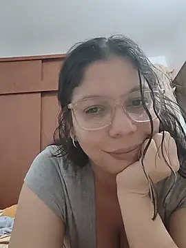 Snapshot of Carliina_Soussa chatting on July 2026 11:38:02 PM Carliina Soussa online show from July 2026 11:38:02 PM