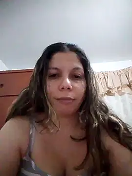 Snapshot of Carliina_Soussa chatting on October 2025 10:24:01 PM Carliina Soussa online show from October 2025 10:24:01 PM