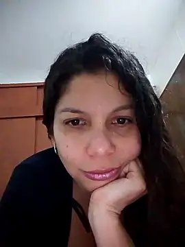 Snapshot of Carliina_Soussa chatting on March 2025 11:15:01 PM Carliina Soussa online show from March 2025 11:15:01 PM