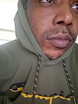 bigboytoy912 online show from April 2026 05:30:01 PM