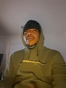 bigboytoy912 online show from April 2026 05:36:01 AM